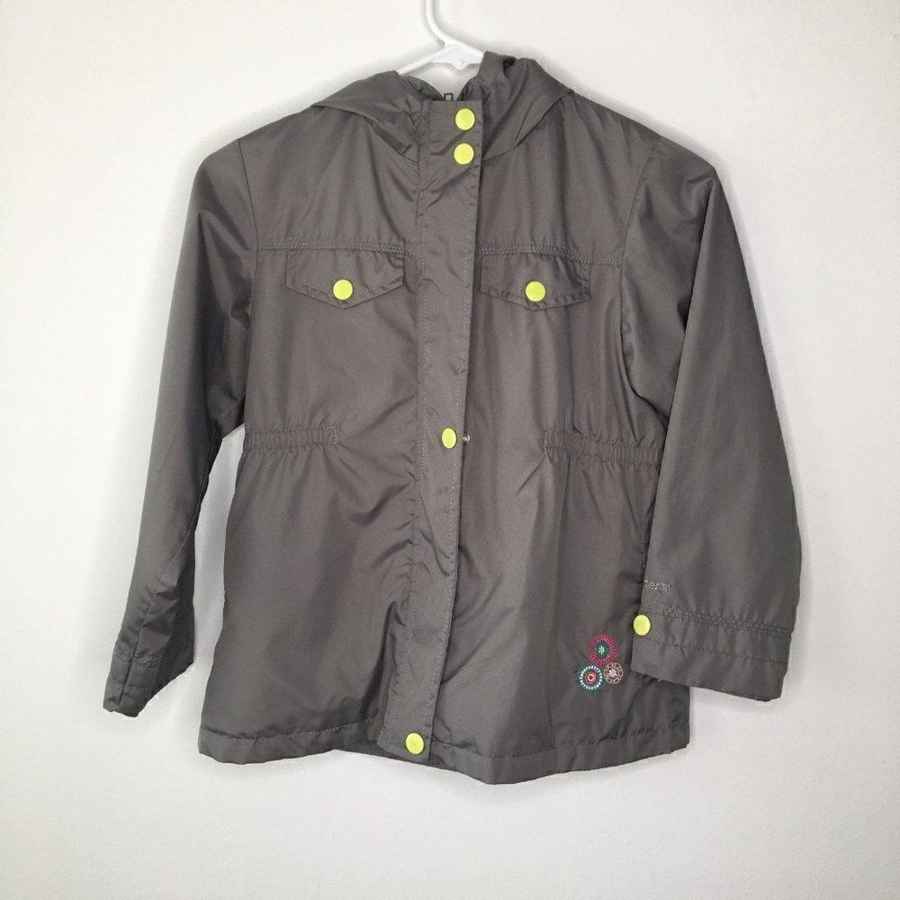 carters windbreaker size L